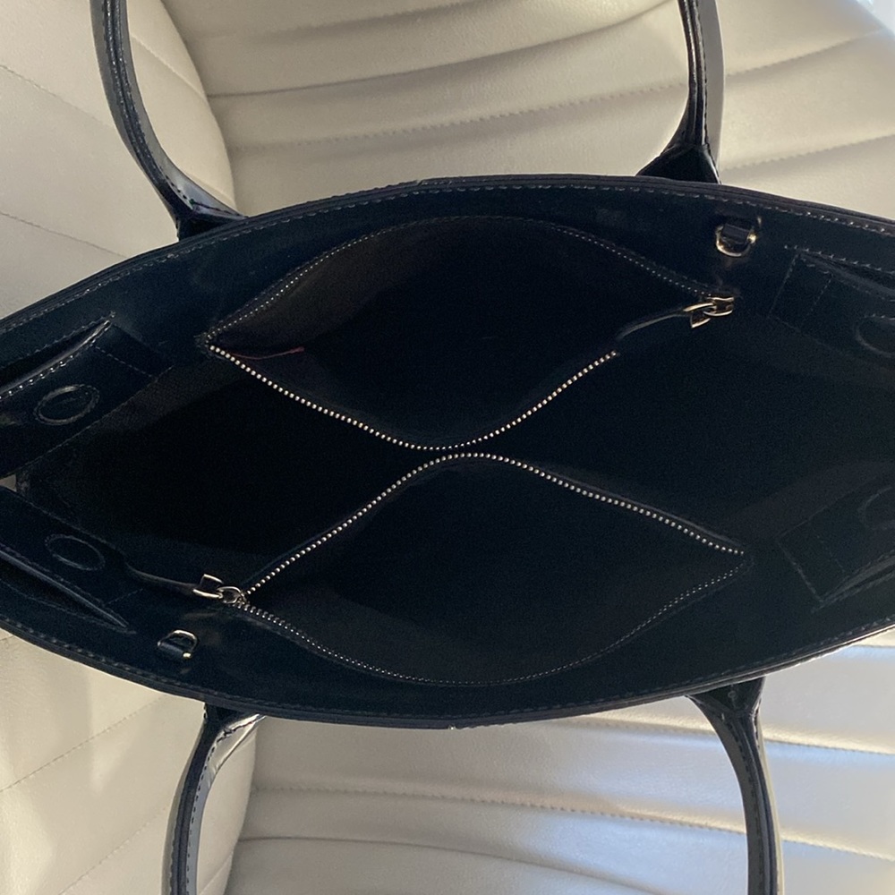 Tod’s Tote - Picture 13 of 15